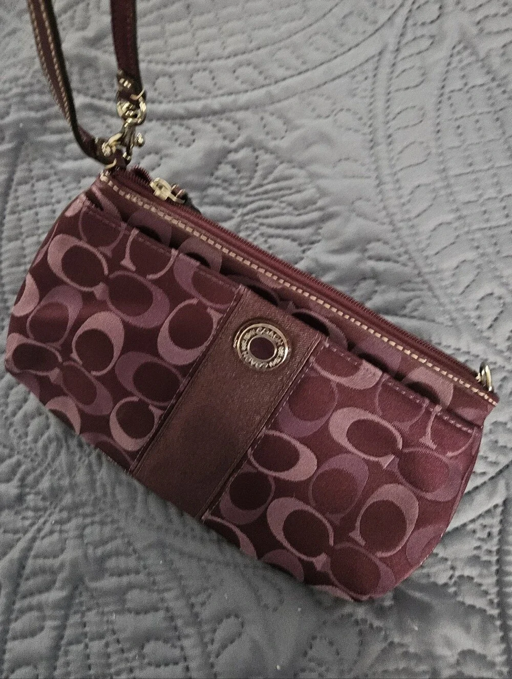 COACH Vintage Y2K Purple Signature C Large Wristlet Clutch Bag